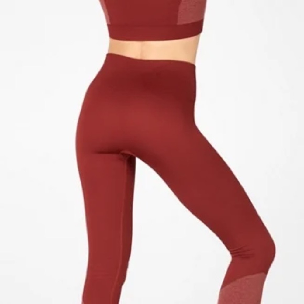 NWT Fabletics High Waisted Seamless Static Legging